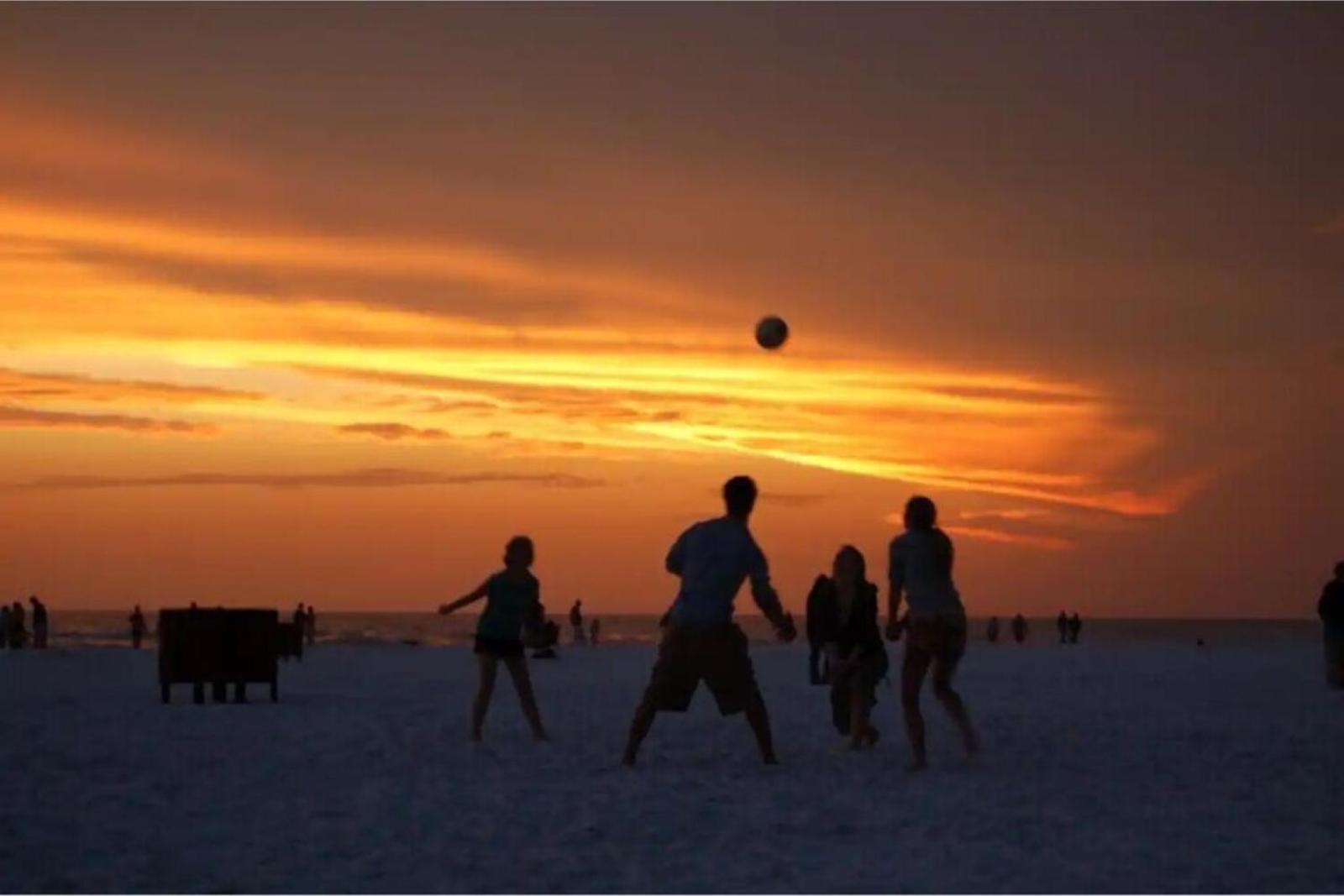 Beachfront Getaway In Siesta Key Buitenkant foto